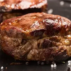 Kiedy solić wołowinę, aby była idealnie soczysta i aromatyczna?
