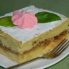 Najlepsze ciasto ucierane ze śmietaną i olejem - prosty przepis krok po kroku