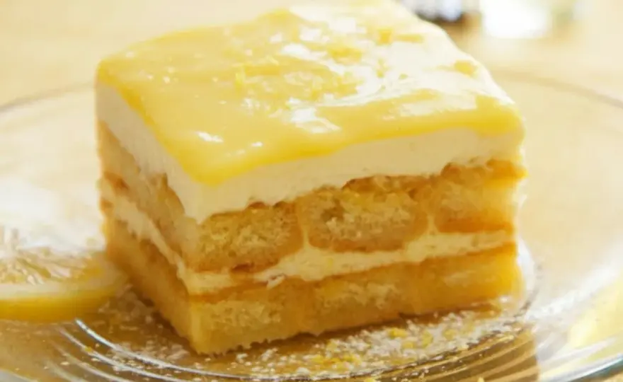 Tiramisu cytrynowe - przepis na idealny, świeży deser bez pieczenia