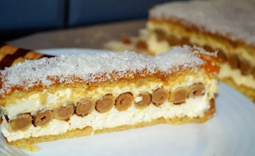 Ciasto z rurkami bez pieczenia - pyszny przepis Joli na szybki deser