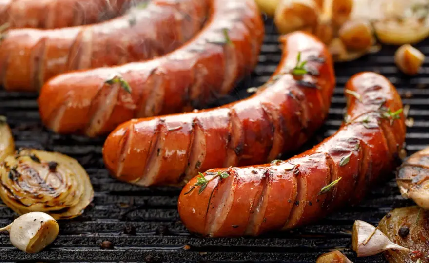 Kiełbasa z grilla kcal - Jak jeść i nie żałować?